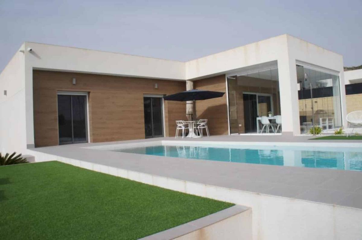 Picture of Villa For Sale in La Romana, Alicante, Spain