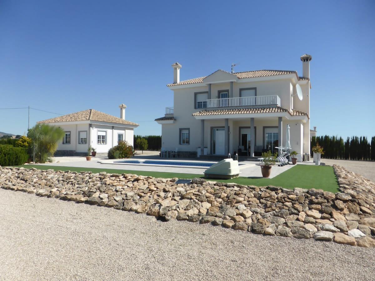 Picture of Villa For Sale in Pinoso, Alicante, Spain