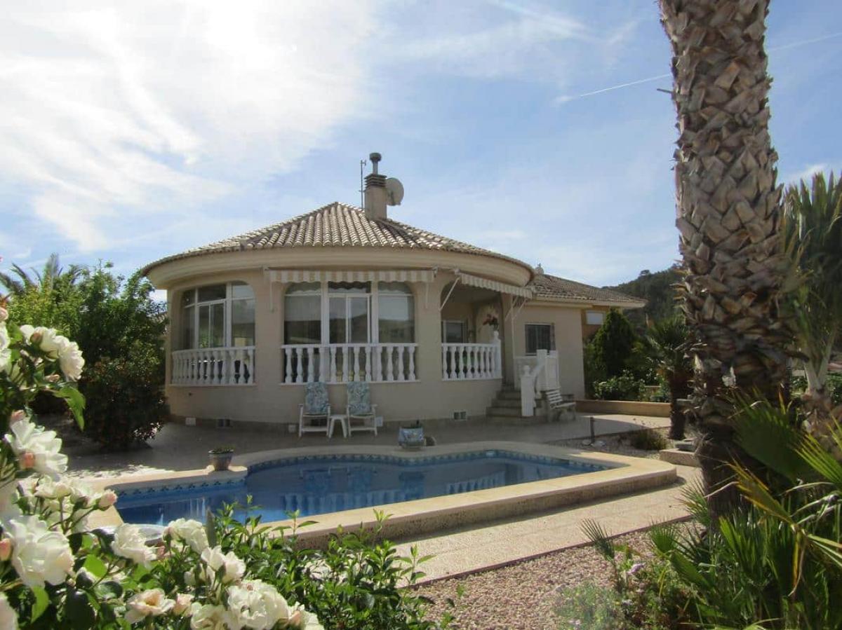 Picture of Villa For Sale in La Romana, Alicante, Spain