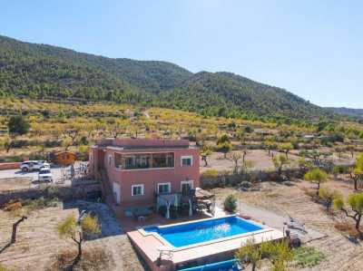 Villa For Sale in 