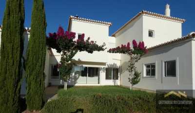 Villa For Sale in Carvoeiro, Portugal