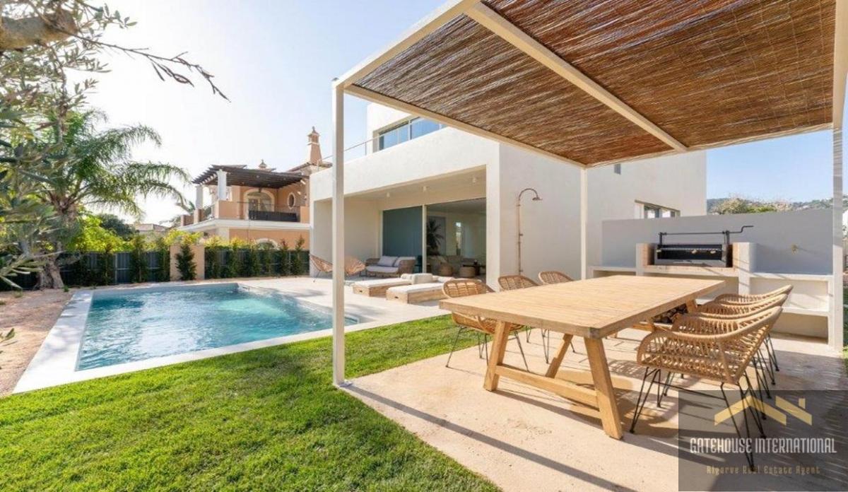 Picture of Villa For Sale in Santa Barbara De Nexe, Faro (algarve), Portugal