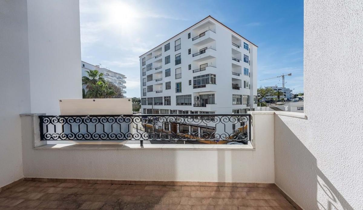 Picture of Apartment For Sale in Lagos, Algarve, Portugal