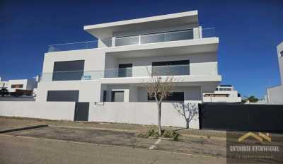 Villa For Sale in Tavira, Portugal