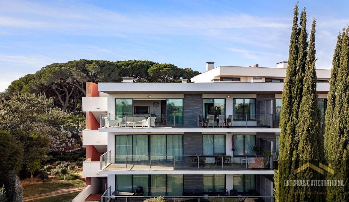 Picture of Apartment For Sale in Vilamoura, Algarve, Portugal