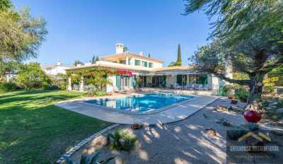 Villa For Sale in Vila Sol, Portugal