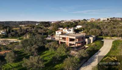 Villa For Sale in Loule, Portugal