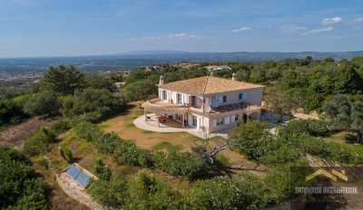 Villa For Sale in 