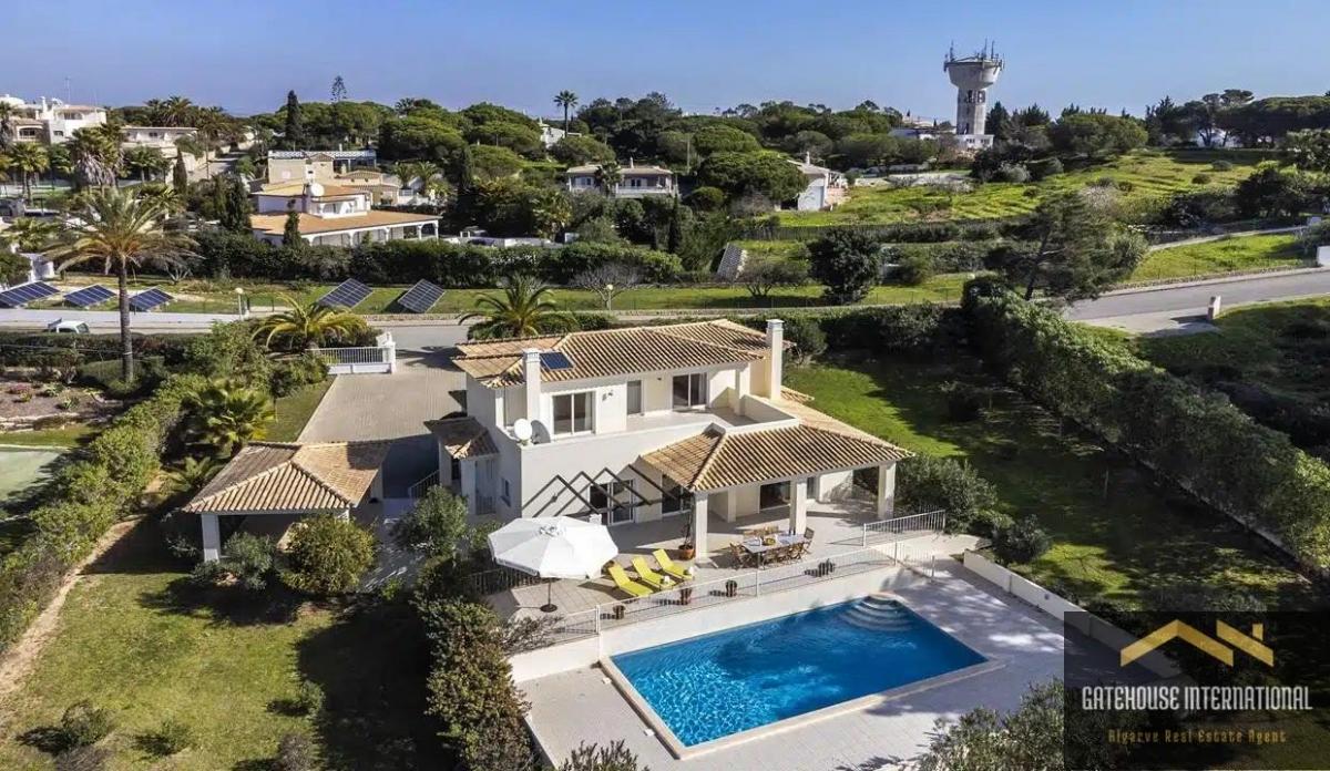 Picture of Villa For Sale in Carvoeiro, Faro, Portugal