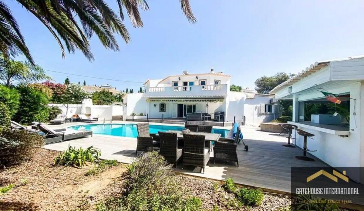 Picture of Villa For Sale in Praia Da Luz, Algarve, Portugal