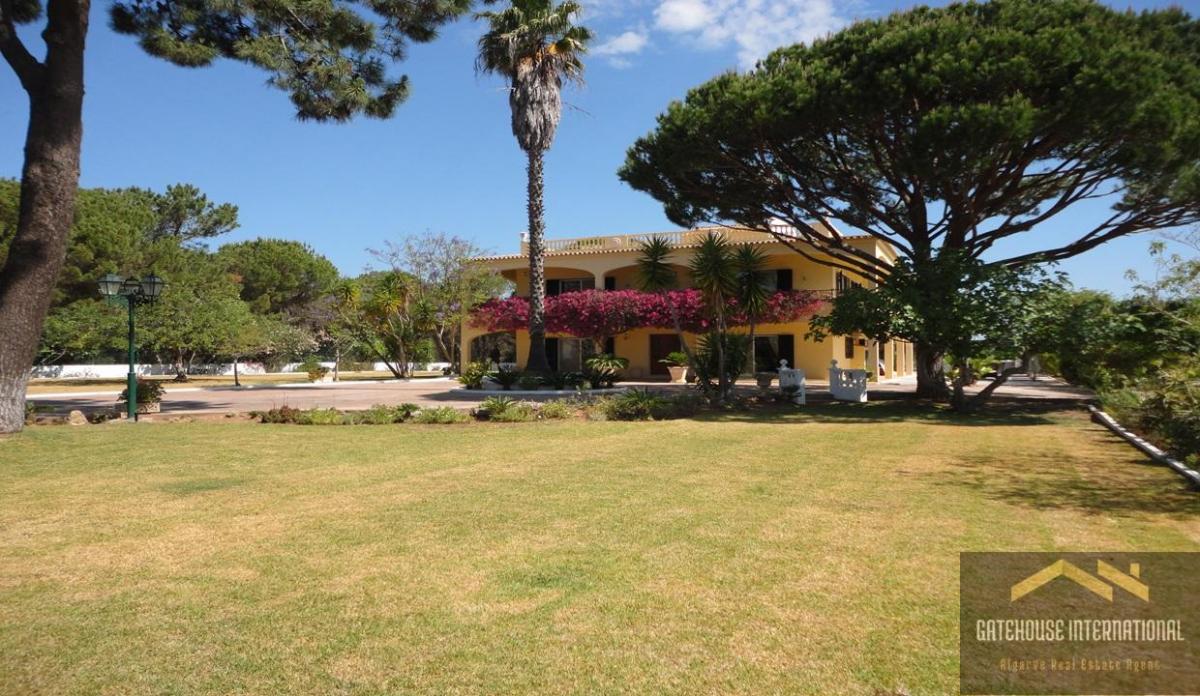 Picture of Villa For Sale in Vilamoura, Algarve, Portugal