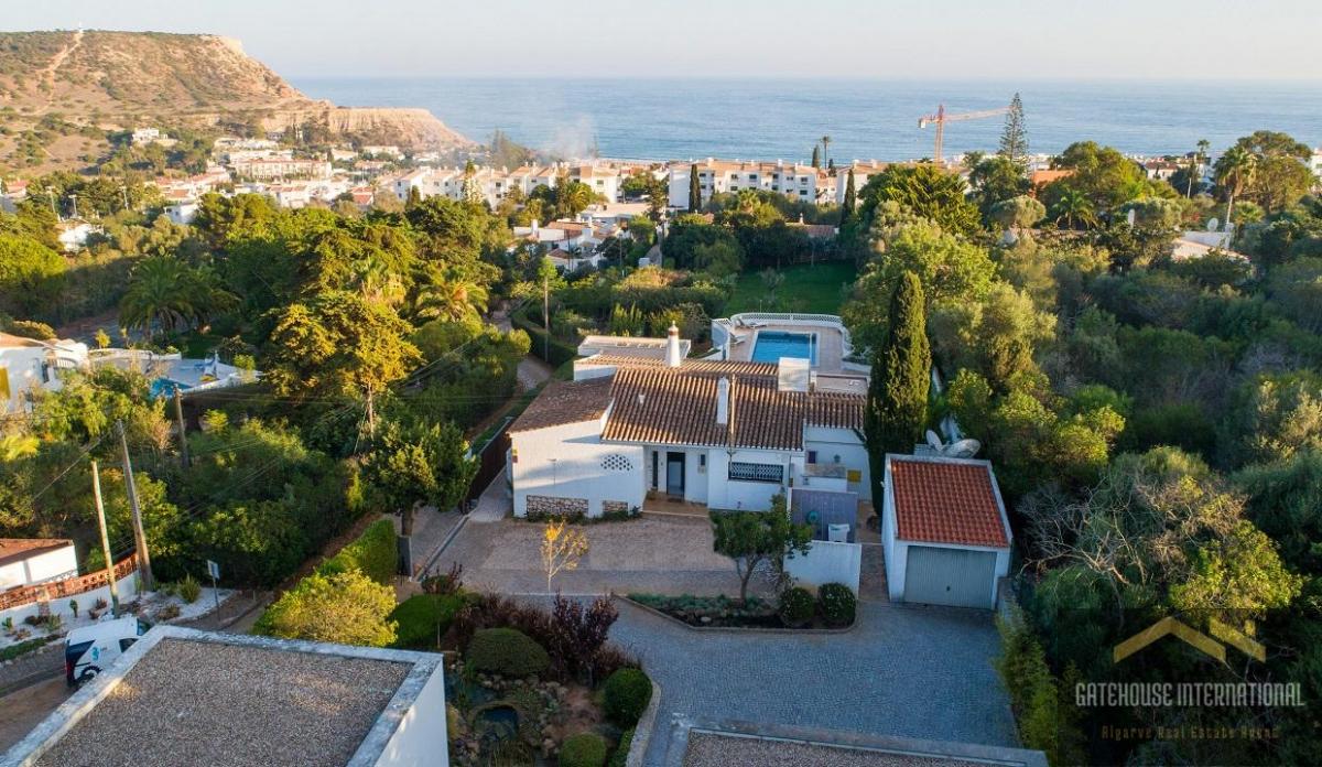 Picture of Villa For Sale in Praia Da Luz, Algarve, Portugal