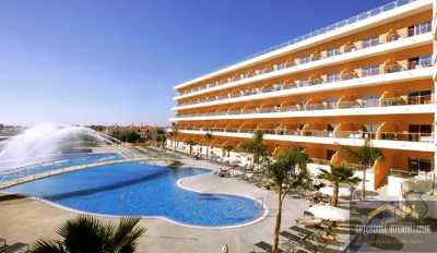 Apartment For Sale in Albufeira, Portugal