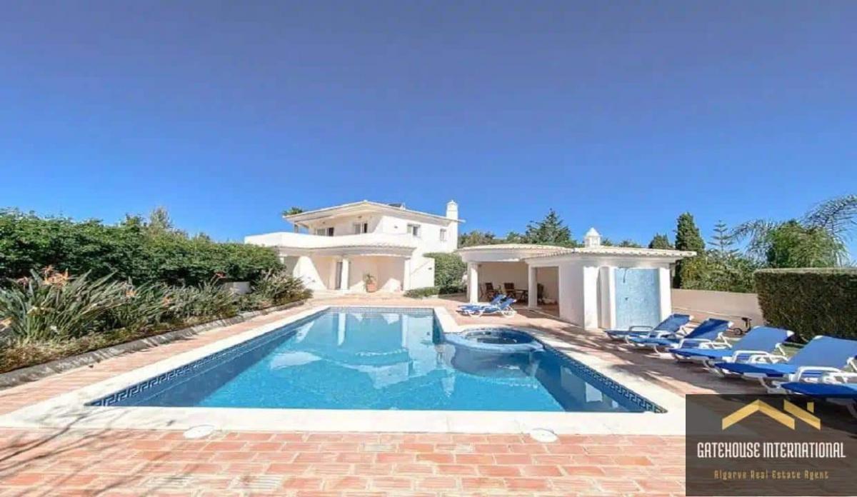 Picture of Villa For Sale in Praia Da Luz, Algarve, Portugal