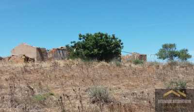 Residential Land For Sale in Praia Da Luz, Portugal