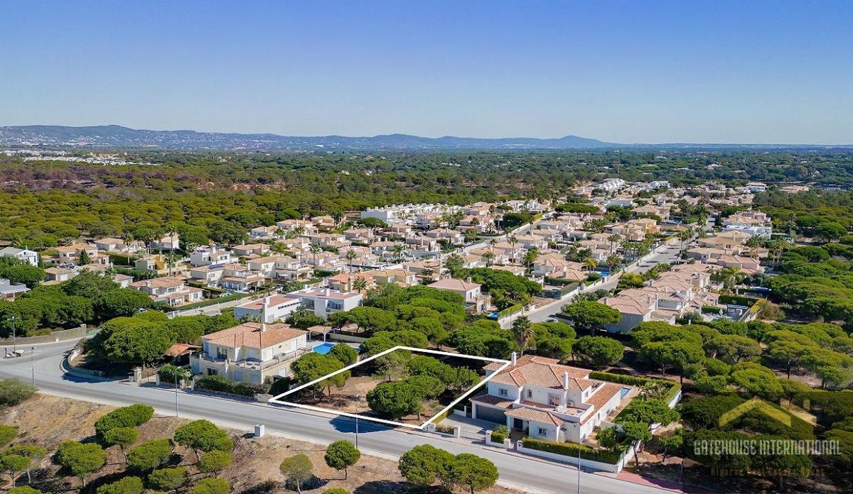 Picture of Residential Land For Sale in Quinta Do Lago, Algarve, Portugal