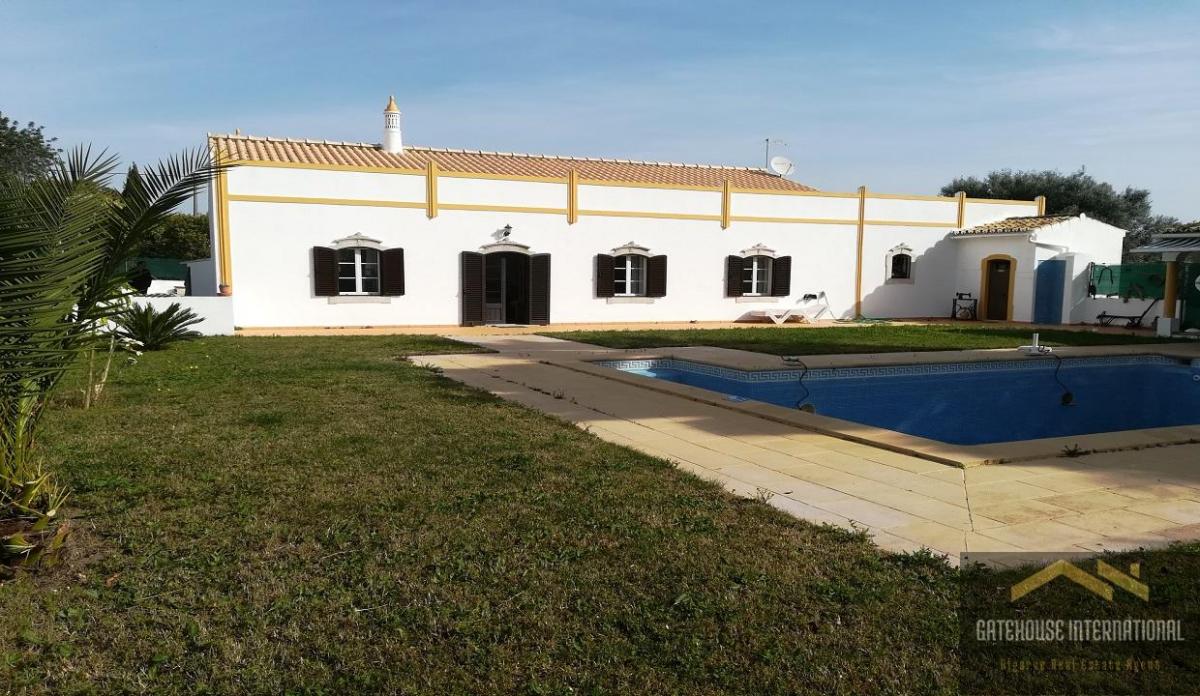 Picture of Villa For Sale in Boliqueime, Algarve, Portugal