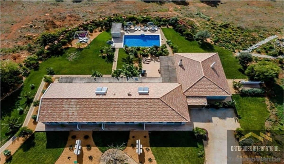 Picture of Villa For Sale in Algoz, Algarve, Portugal