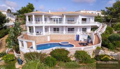 Villa For Sale in 