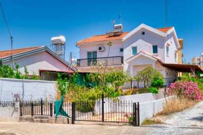 Villa For Sale in 