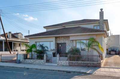 Villa For Sale in 