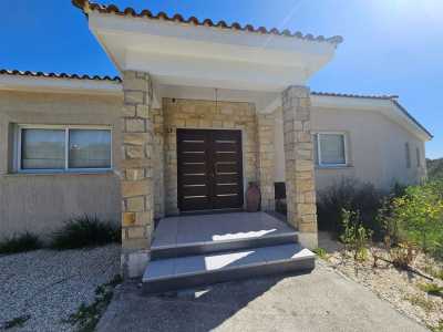 Bungalow For Sale in 