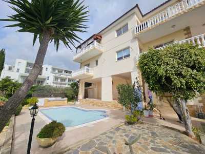 Villa For Sale in Peyia, Cyprus