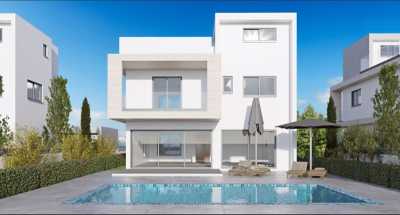 Villa For Sale in 