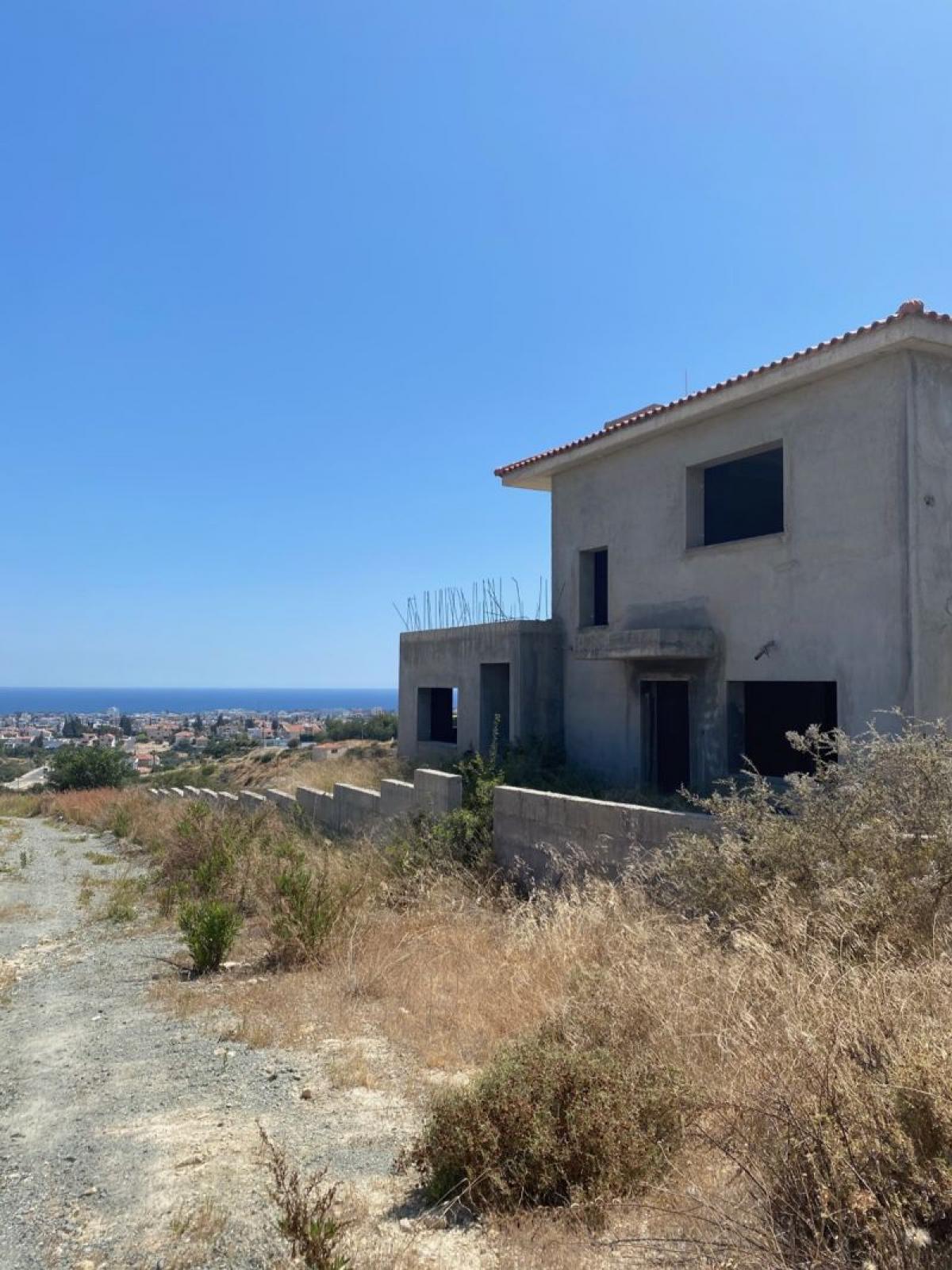 Picture of Villa For Sale in Germasogeia, Limassol, Cyprus