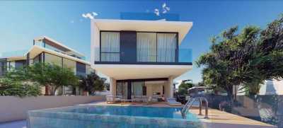 Villa For Sale in 