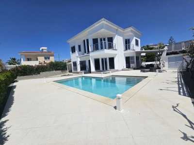 Villa For Sale in 