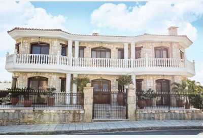 Villa For Sale in Ayia Fyla, Cyprus