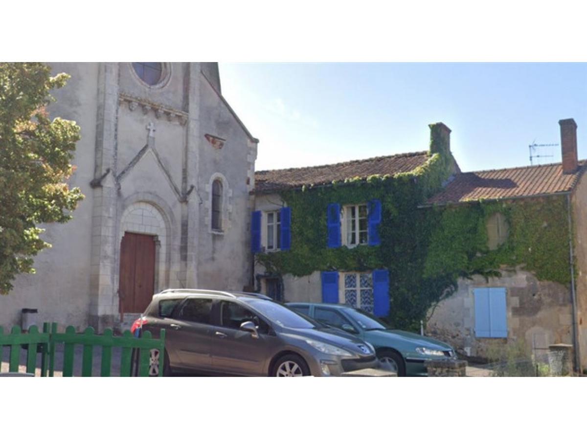 Picture of Home For Sale in Moulismes, Poitou Charentes, France