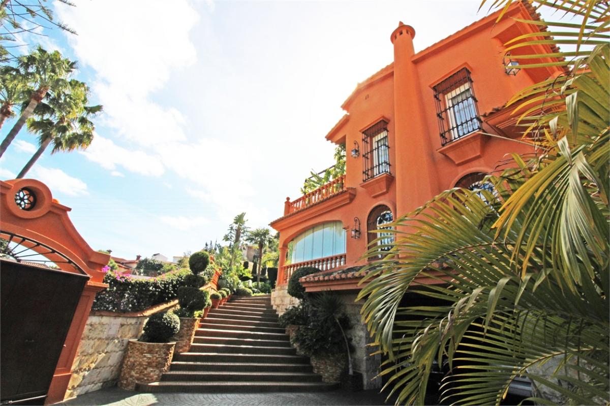 Picture of Villa For Sale in Malaga Este, Malaga, Spain