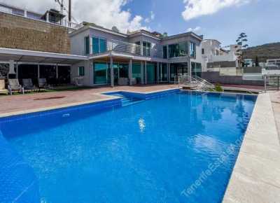 Villa For Sale in Roque Del Conde, Spain