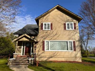 Home For Sale in Cheboygan, Michigan