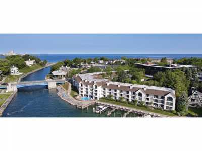 Home For Sale in Charlevoix, Michigan