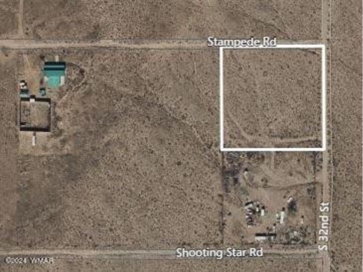 Picture of Residential Land For Sale in Sun Valley, Arizona, United States