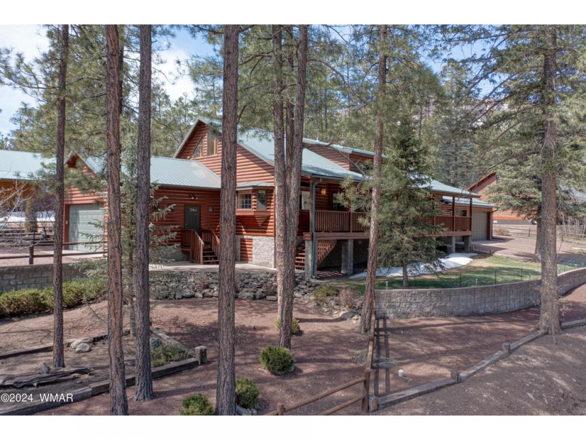 Picture of Home For Sale in Alpine, Arizona, United States