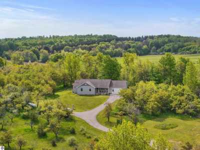 Home For Sale in Bear Lake, Michigan