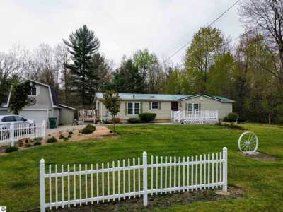 Home For Sale in Prescott, Michigan