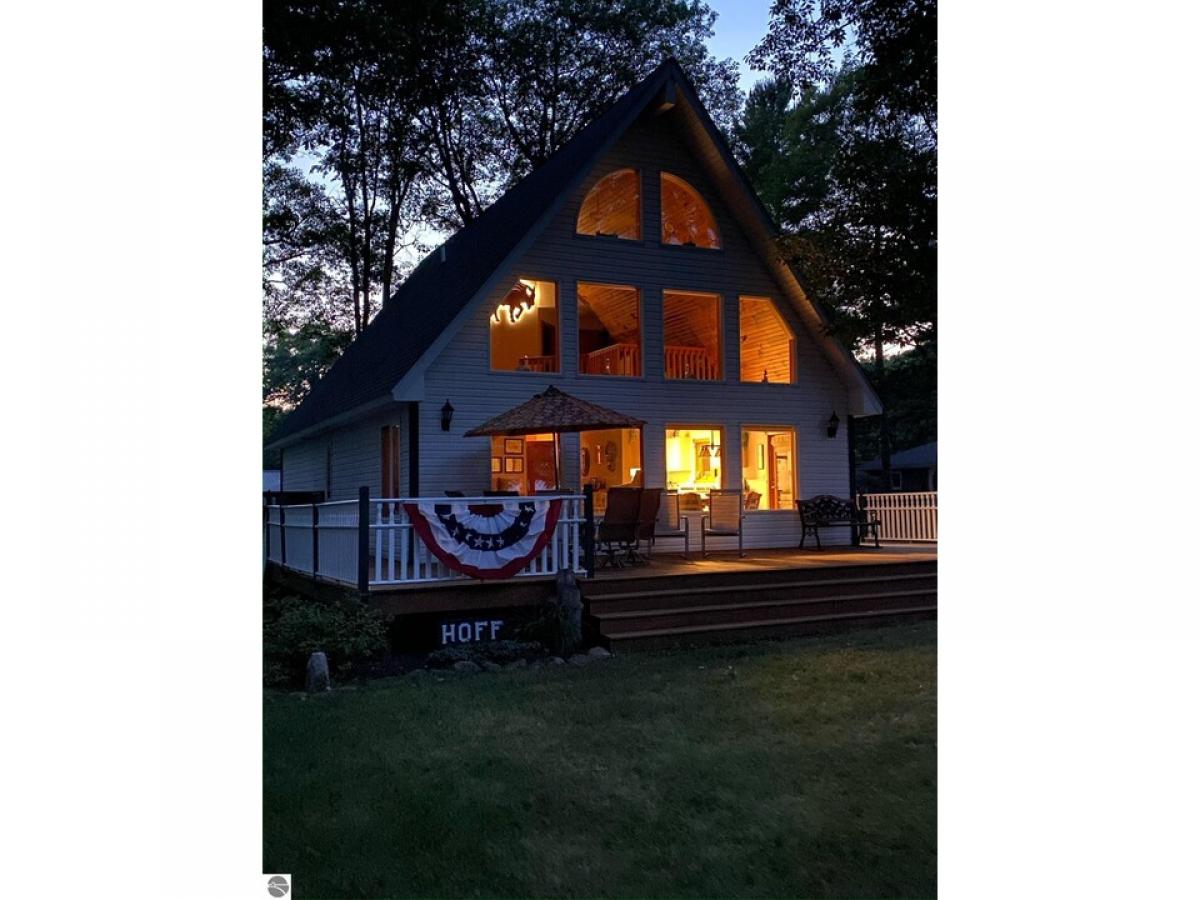 Picture of Home For Sale in Au Gres, Michigan, United States