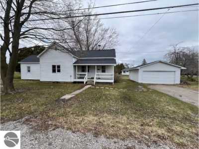 Home For Sale in Tawas City, Michigan