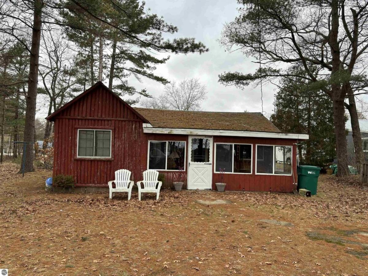 Picture of Home For Sale in East Tawas, Michigan, United States