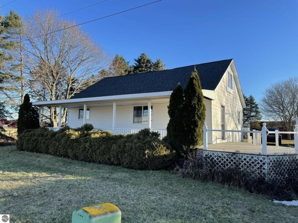 Picture of Home For Sale in West Branch, Michigan, United States