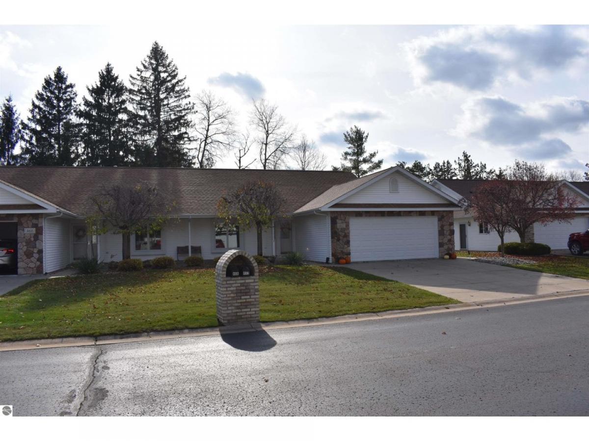 Picture of Home For Sale in West Branch, Michigan, United States