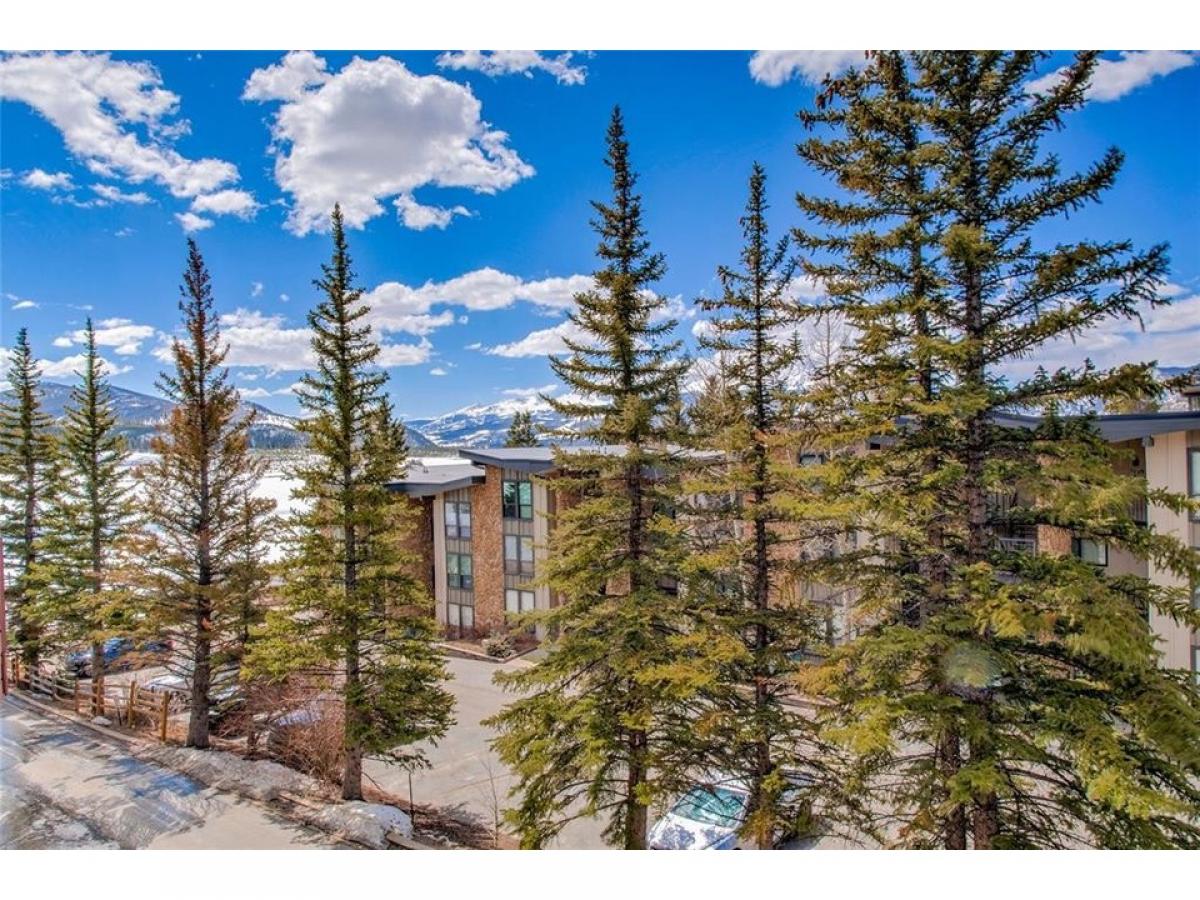 Picture of Home For Sale in Dillon, Colorado, United States