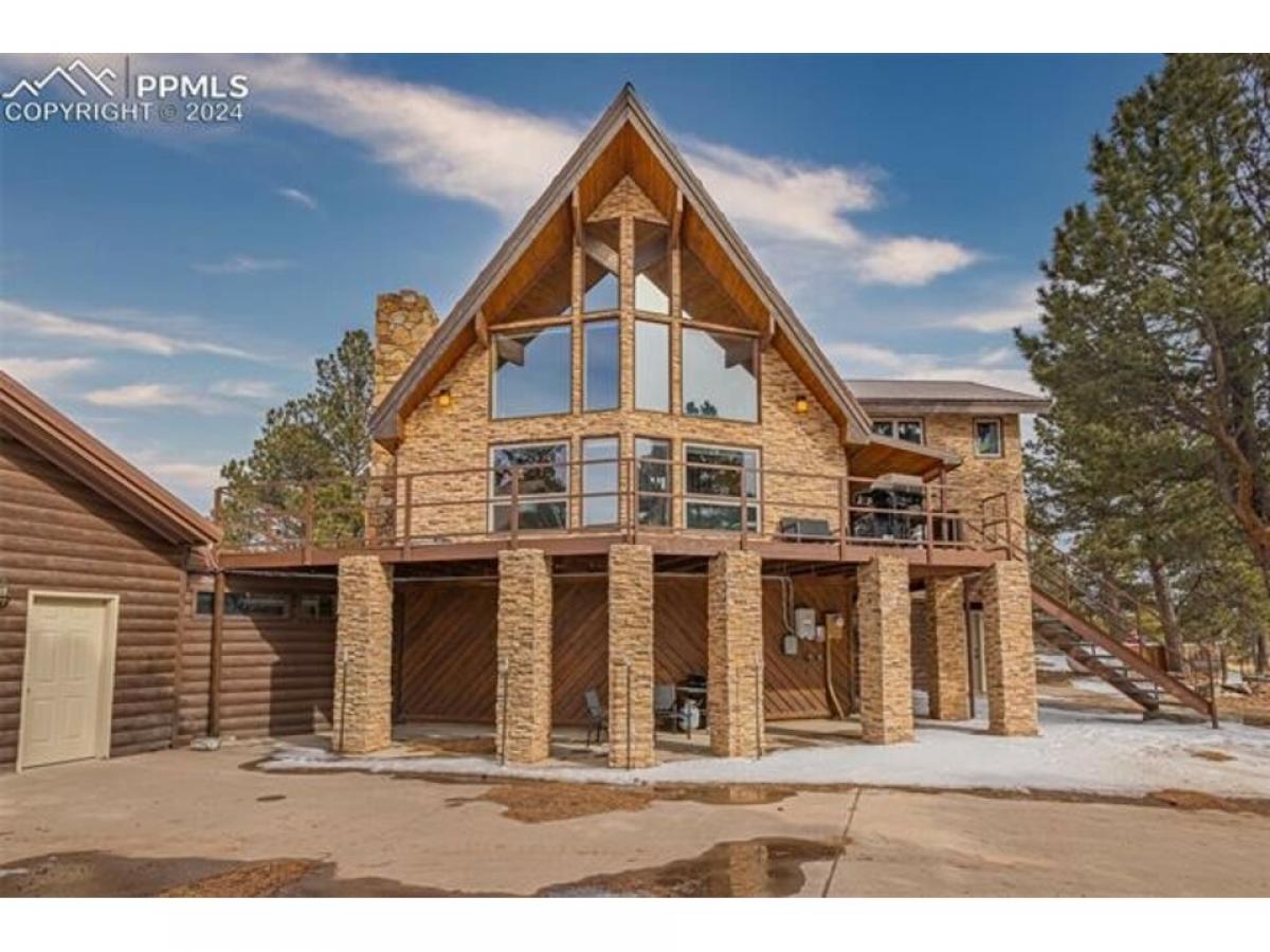 Picture of Home For Sale in Fort Garland, Colorado, United States