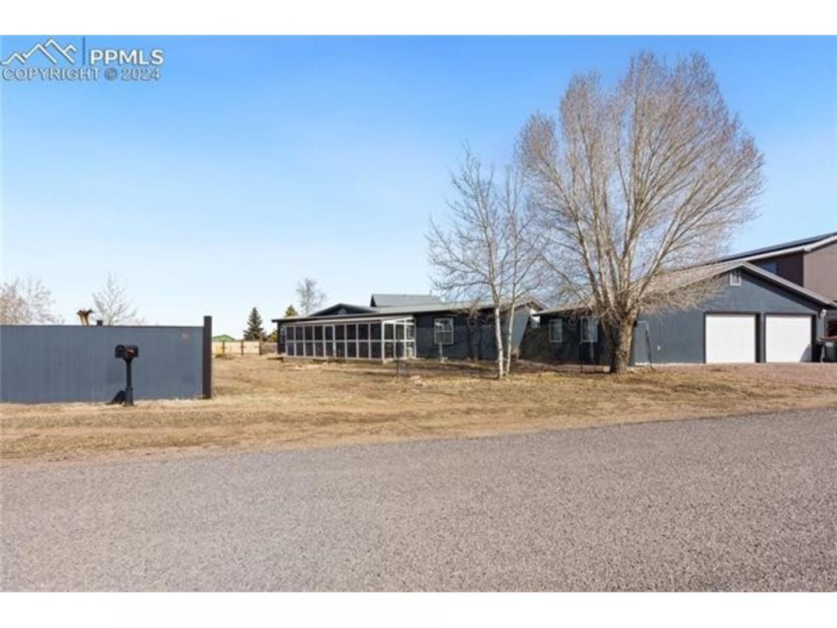 Picture of Home For Sale in Silver Cliff, Colorado, United States