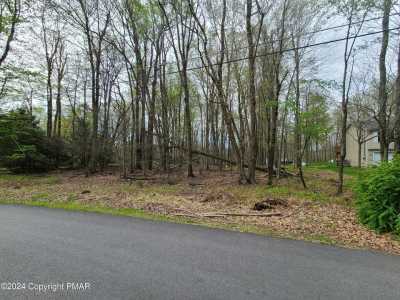 Residential Land For Sale in Pocono Summit, Pennsylvania